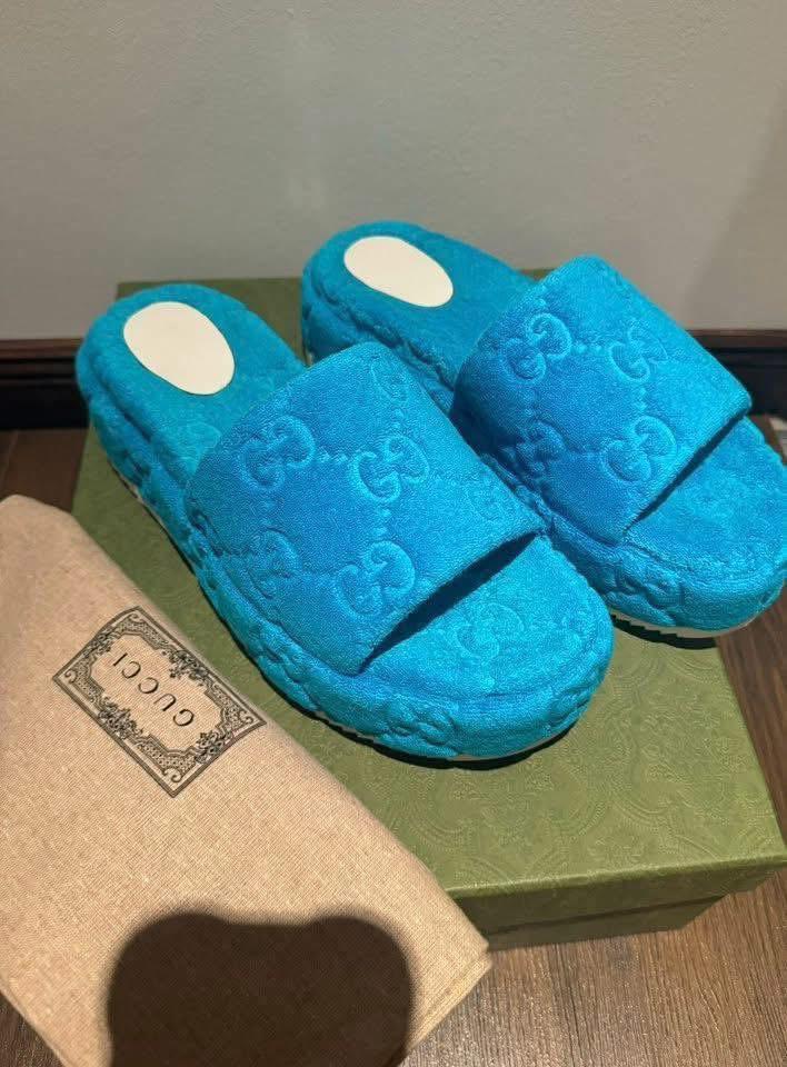 100% Originele Blauwe - GUCCI - GG Platform slippers - 41, Ophalen of Verzenden, Zo goed als nieuw, Blauw