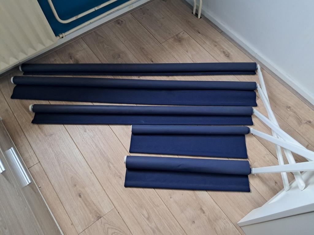 5 donkerblauwe IKEA rolgordijnen (diverse maten), Huis en Inrichting, Stoffering | Gordijnen en Lamellen, Ophalen, Gebruikt, 100 tot 150 cm