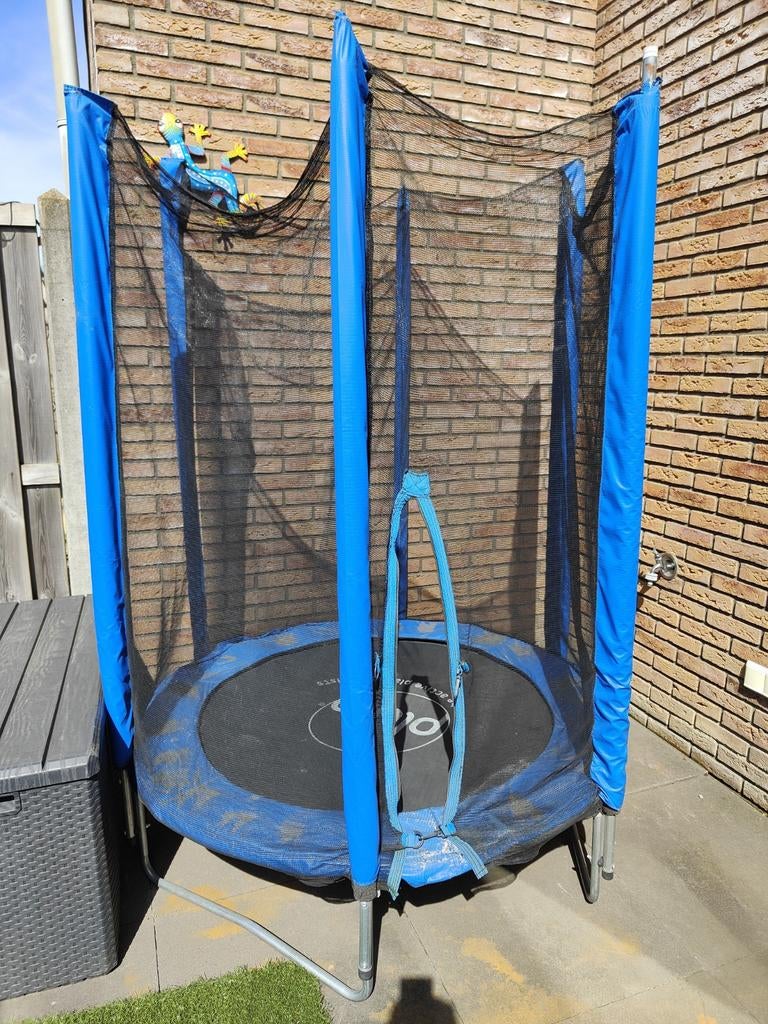 Trampoline met net, Ophalen, Gebruikt