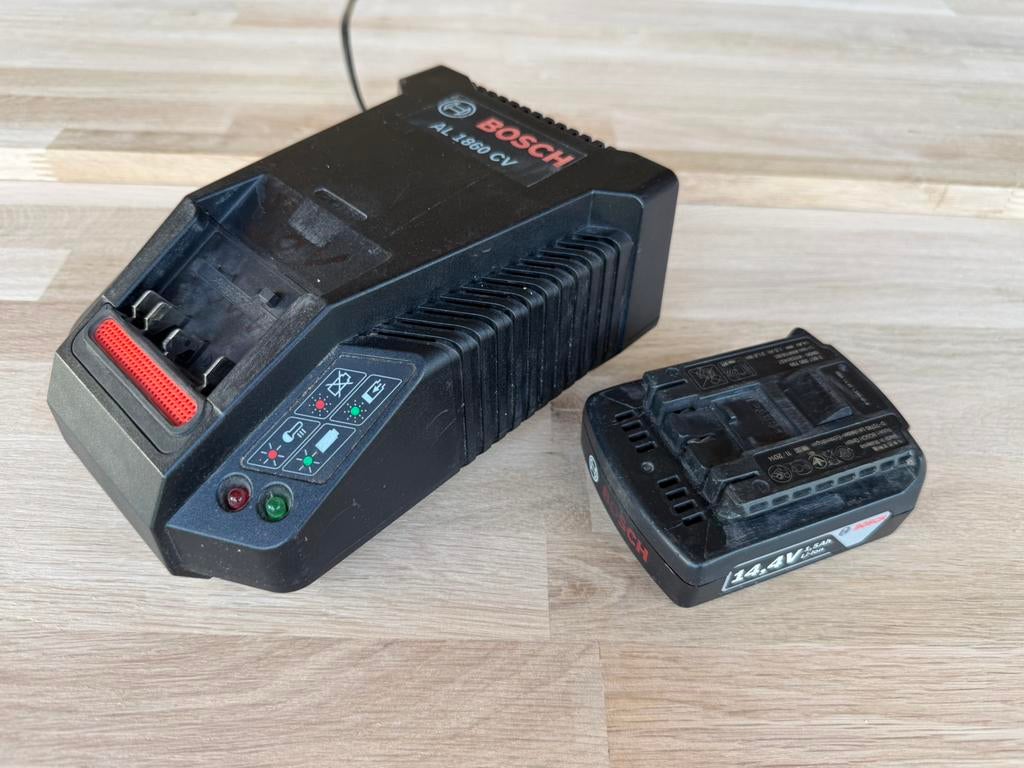 Bosch acculader AL 1860 CV + 14,4V 1,5 Ah accu Li-Ion, Ophalen, Gebruikt