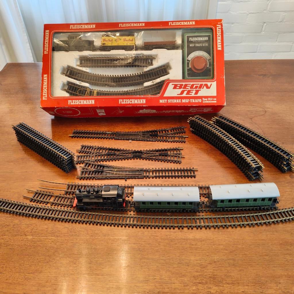 Starters set FLEISCHMANN 6302 + extra Loc, 2 wagons en rails, Gelijkstroom, Fleischmann, Ophalen of Verzenden, Gebruikt