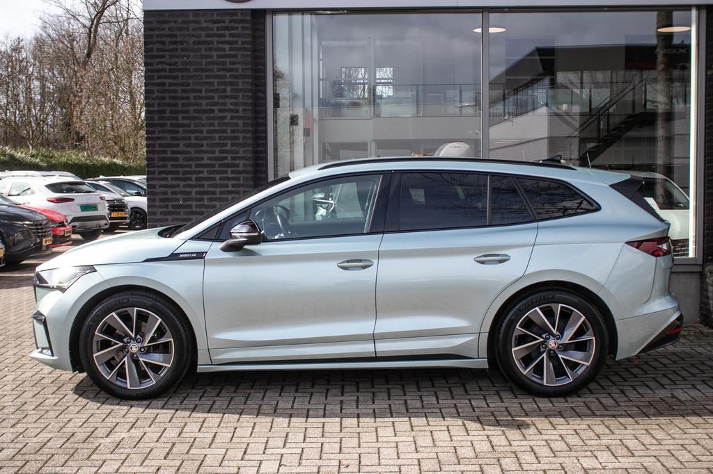 Skoda Enyaq iV 60 Sportline | SOH 89%| Apple cp/Android auto, Achterwielaandrijving, Gebruikt, Zwart, 179 pk