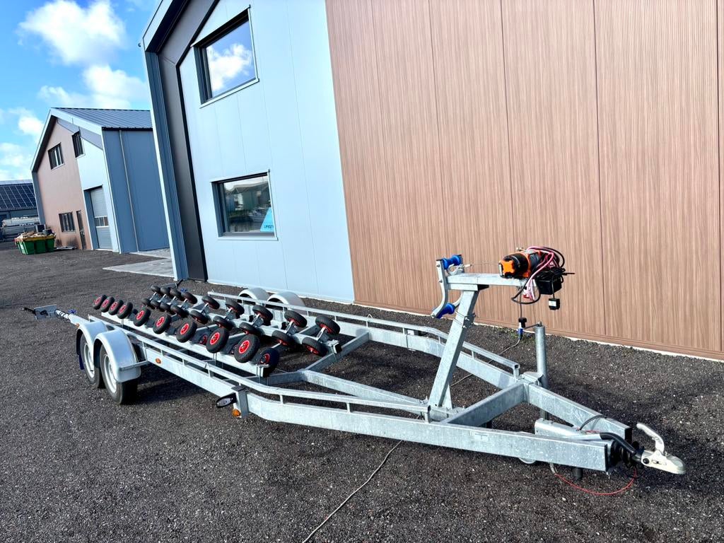 TTH  easyroller 2700 KG trailer | electrische lier | 2024, Watersport en Boten, Boottrailers, Ophalen, 1500 tot 3000 kg, 6 tot 9 meter