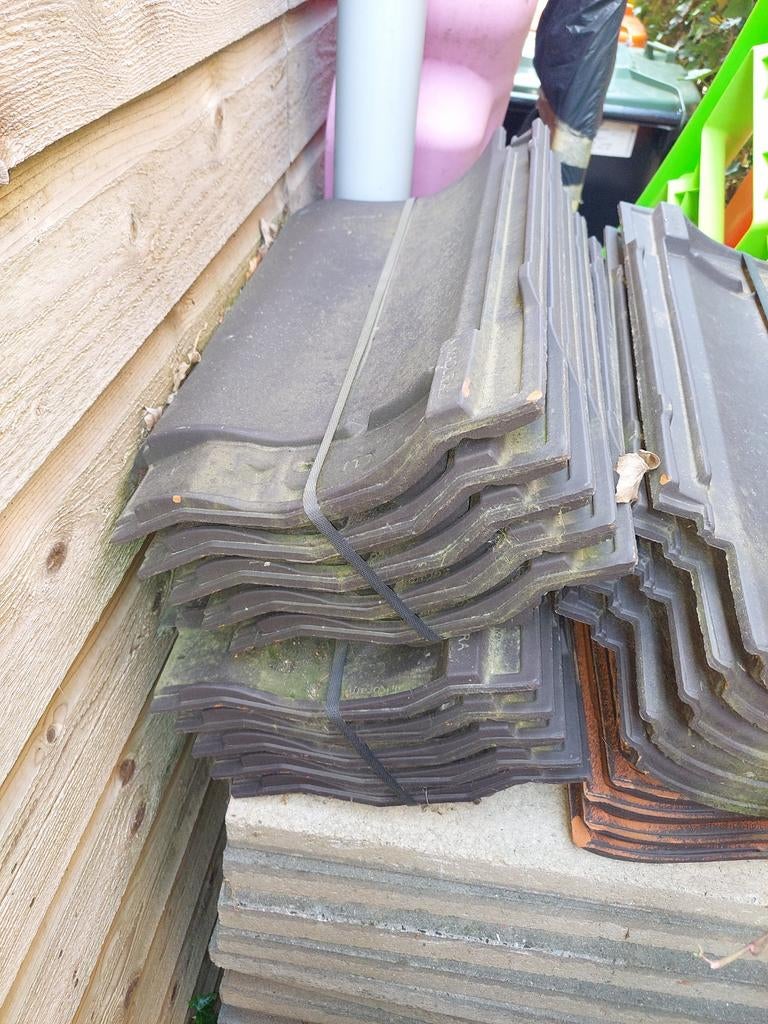 20 Nieuwe Zwarte Dakpannen, Doe-het-zelf en Verbouw, Dakpannen en Dakbedekking, Ophalen of Verzenden
