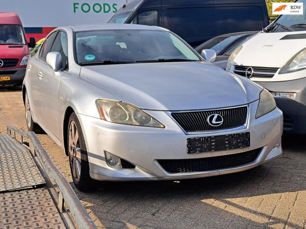 Lexus IS 250 Business MOTOR DEFECT, Auto's, Gebruikt, 1535 kg, LED verlichting, Bedrijf