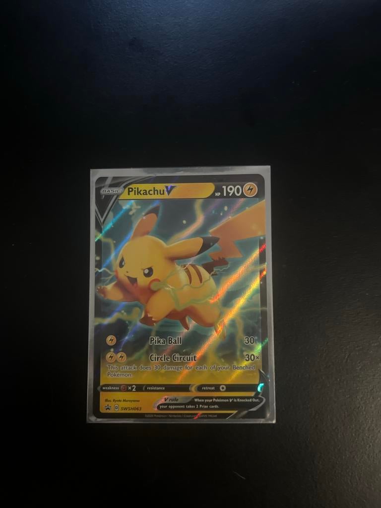 Pikachu V SWSH063 Promo Pokémon Kaart, Ophalen, Zo goed als nieuw, Losse kaart