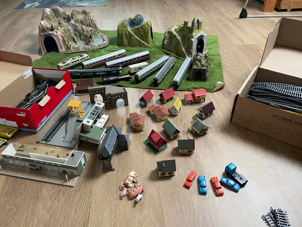 Grote Lima Treinset met Rails, Huizen en Landschap, Hobby en Vrije tijd, Modeltreinen | H0, Gelijkstroom, Ophalen of Verzenden
