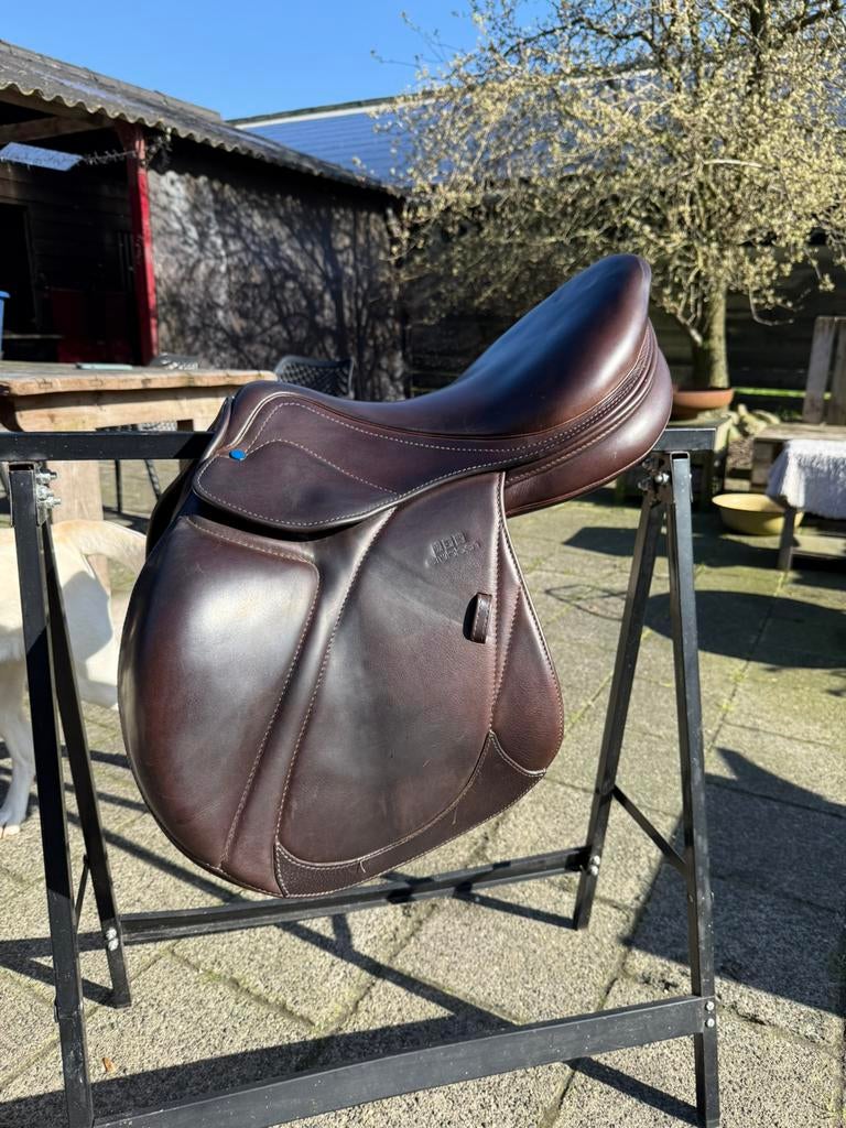 Stübben springzadel 17,5, Ophalen of Verzenden, Zo goed als nieuw, Springen