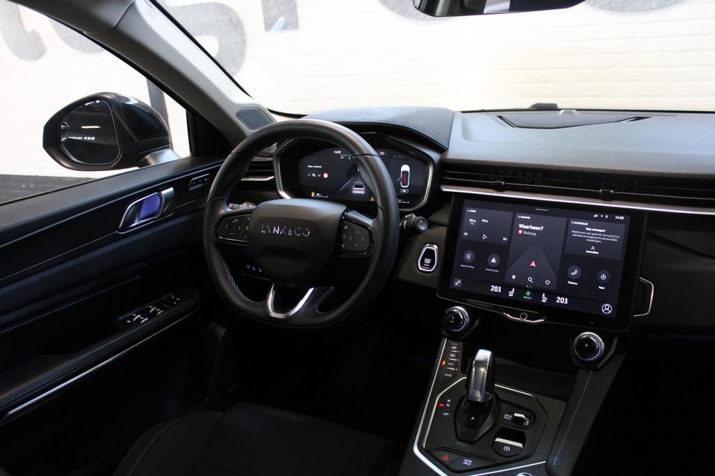 Lynk & Co 01 1.5 | Incl. 12 maanden garantie | 360° camera, 12 maanden, Stof, Origineel Nederlands, Bedrijf