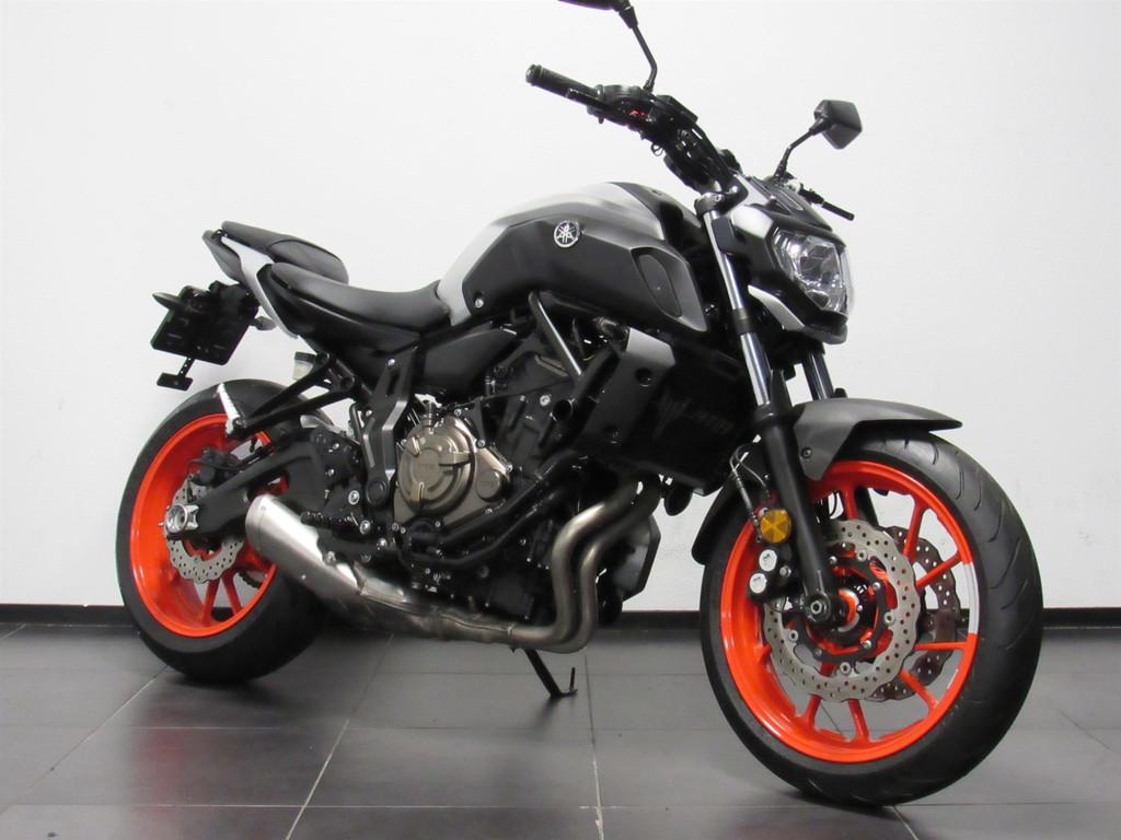 Yamaha MT 07 ABS - foto 2