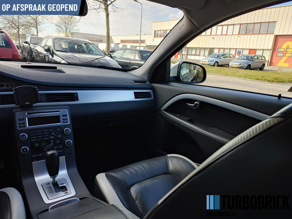 Volvo V70 2.0T R-Design |Leder|afn trekhaak|Clima|Cruise|You, Auto's, Volvo, Euro 5, 4 cilinders, Zwart, 203 pk