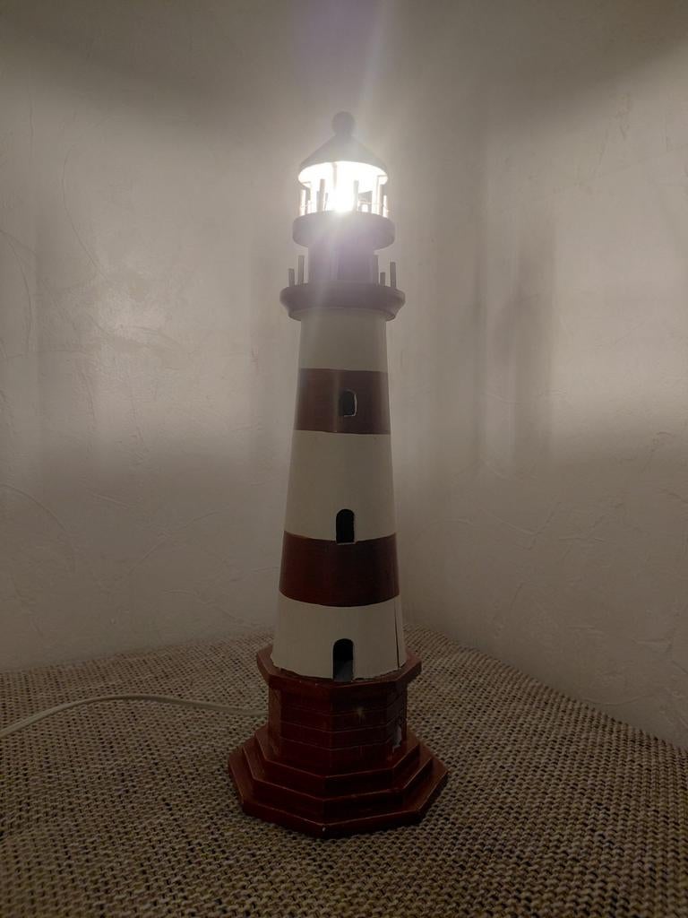 Decoratieve vuurtoren met licht - 47 cm hoog, Ophalen of Verzenden, Gebruikt, Maritiem