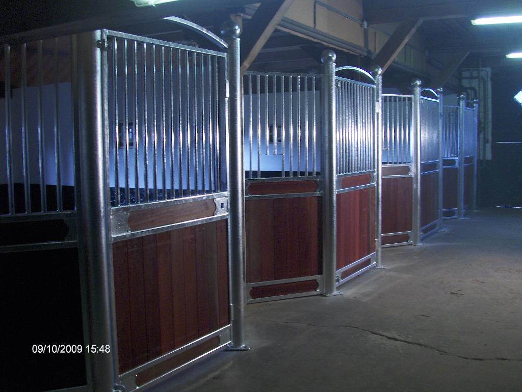 Paardenbox, Paardenstal, Stalwanden, Boxwanden, Paard, Dieren en Toebehoren, Stalling en Weidegang, Stalling