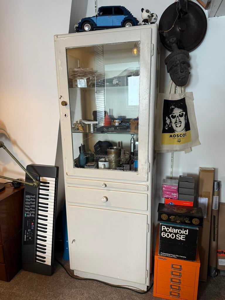 Prachtige Antieke Vintage Houten Apothekerskast Vitrinekast, Ophalen, Gebruikt, Met deur(en), 50 tot 100 cm