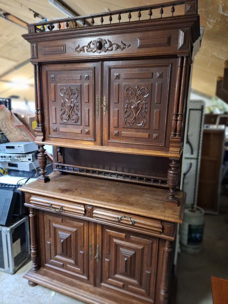 Antieke Henry Deux kast, Antiek en Kunst, Antiek | Meubels | Kasten, Ophalen