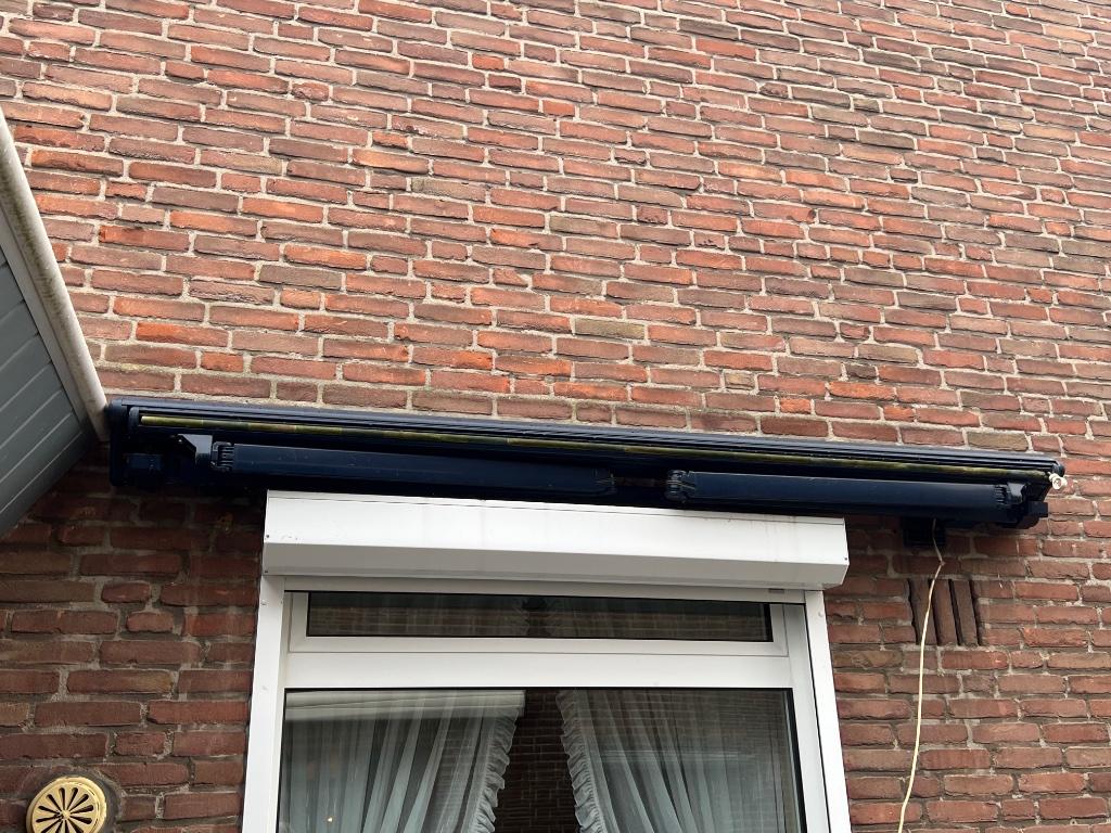 knikarmscherm, Ophalen, Elektrisch, Zo goed als nieuw, 150 tot 300 cm