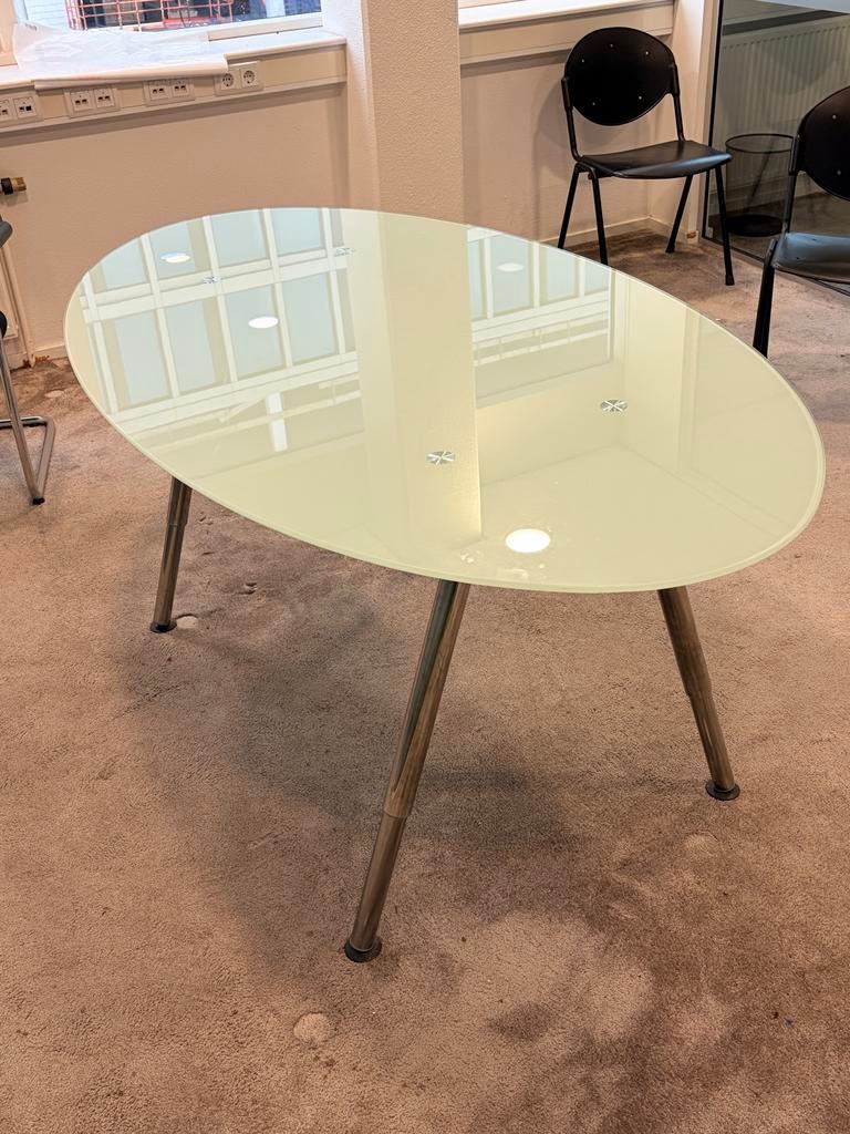 Glazen IKEA tafel, Ophalen, Gebruikt, 100 tot 150 cm, 50 tot 100 cm