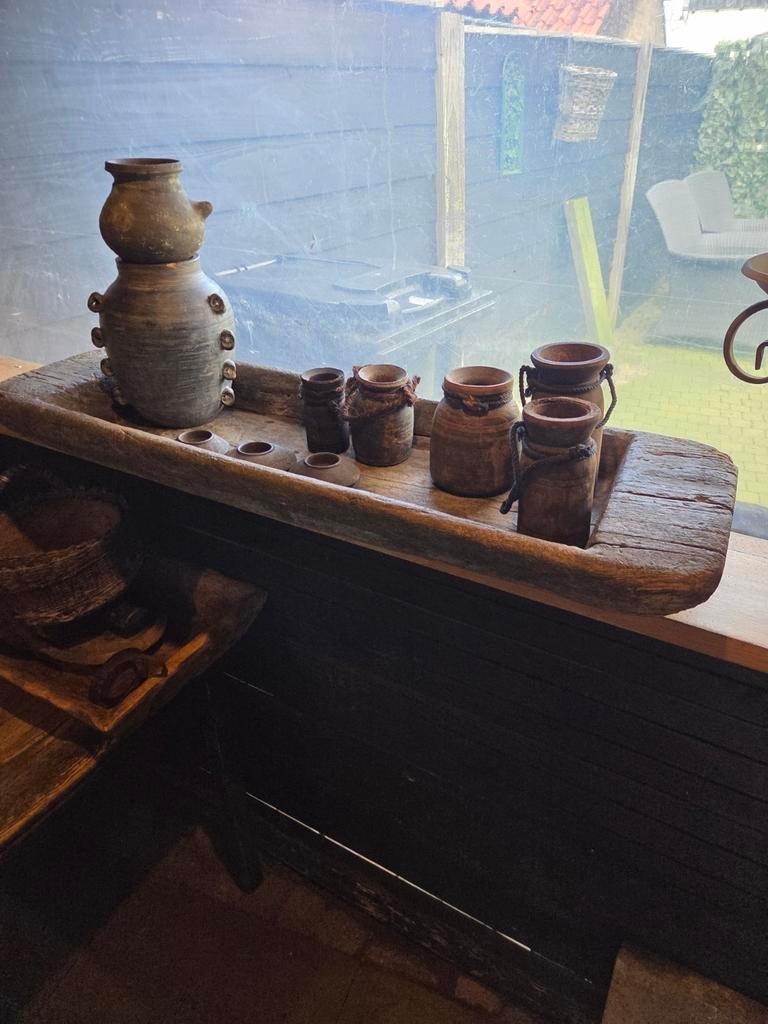 Houten trog, Ophalen