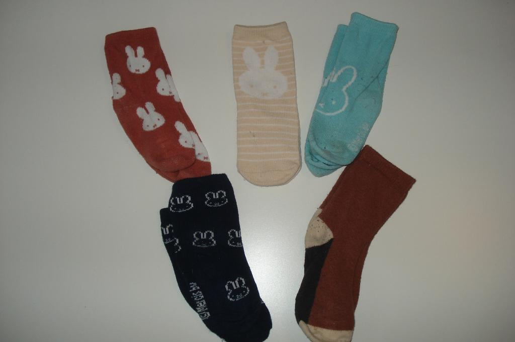 5 Paar  sokken mt 19/21 ? O.a. Nijntje, Ophalen of Verzenden, Nieuw, Jongen of Meisje, Sokken