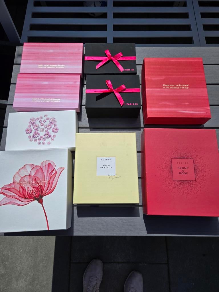 Lege cadeau dozen, Ophalen of Verzenden