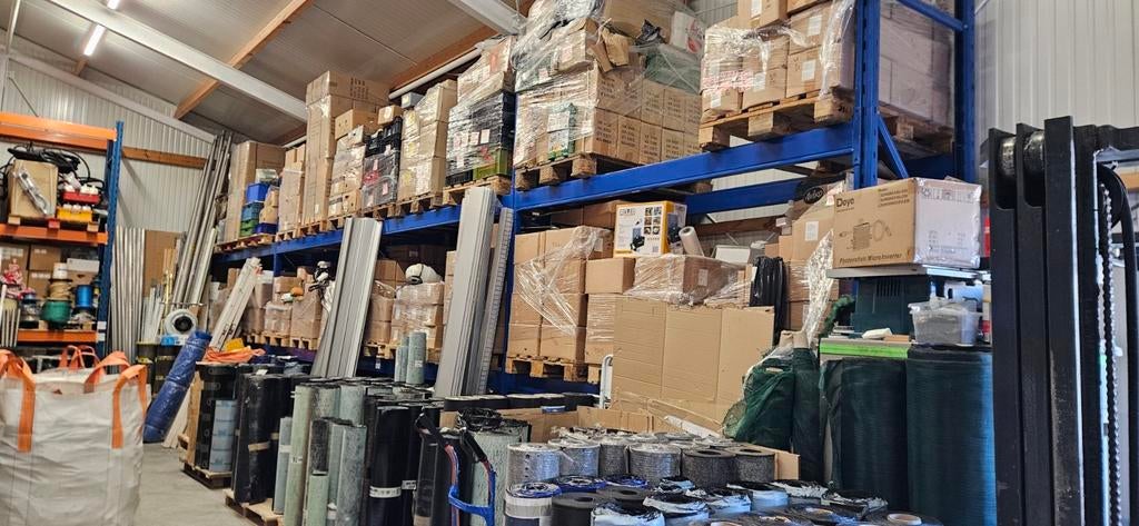 Partijgoederen ,4/5 trailers vol ,+ Alle machines erbij, Ophalen