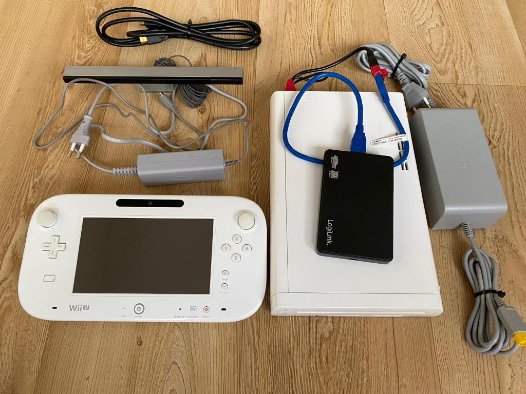 Wii U WIIU set met heel veel spellen op externe harde schijf, Ophalen of Verzenden, Zo goed als nieuw, Met 1 controller, Met harde schijf