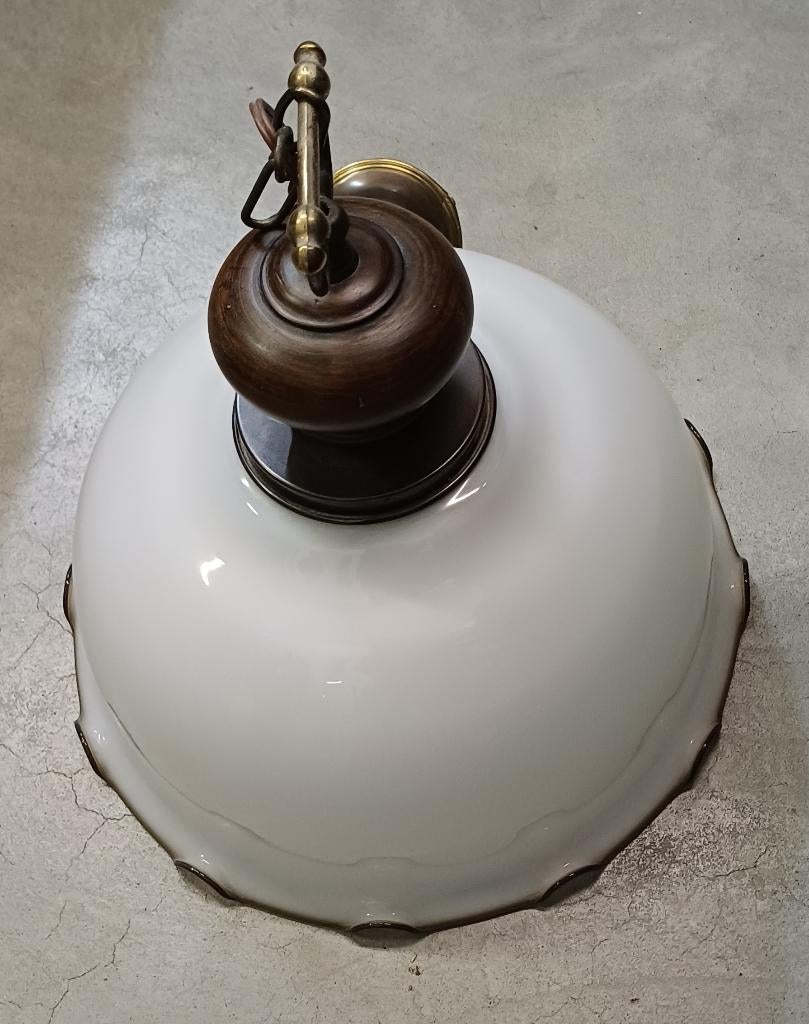 Vintage hanglamp met melkwit glazen kap, Ophalen, Gebruikt, Glas, Minder dan 50 cm