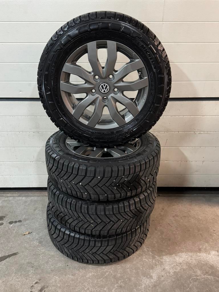 Volkswagen Transporter Wielen/Velgen - zo goed als nieuw, Auto-onderdelen, Banden en Velgen, Ophalen, 16 inch, Banden en Velgen