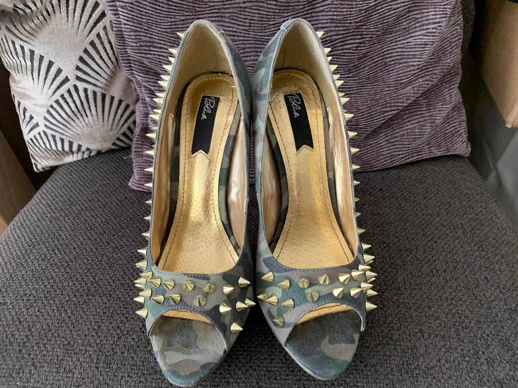 Pumps dames maat 38 studs camouflage, Ophalen of Verzenden, Nieuw, Groen