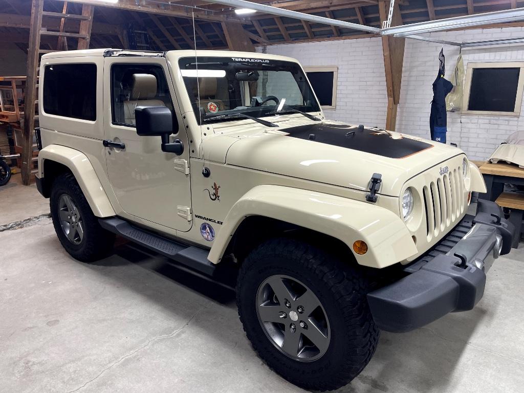 Jeep Wrangler sport Mojave - 12.572 km - NL KENTEKEN, Auto's, Beige, Leder, Bruin, Handgeschakeld