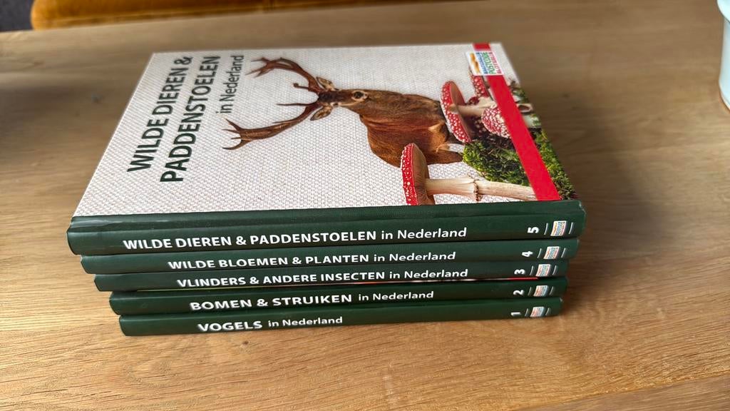 Serie natuur boeken vd postcodeloterij, Boeken, Natuur, Ophalen of Verzenden, Nieuw, Natuur algemeen