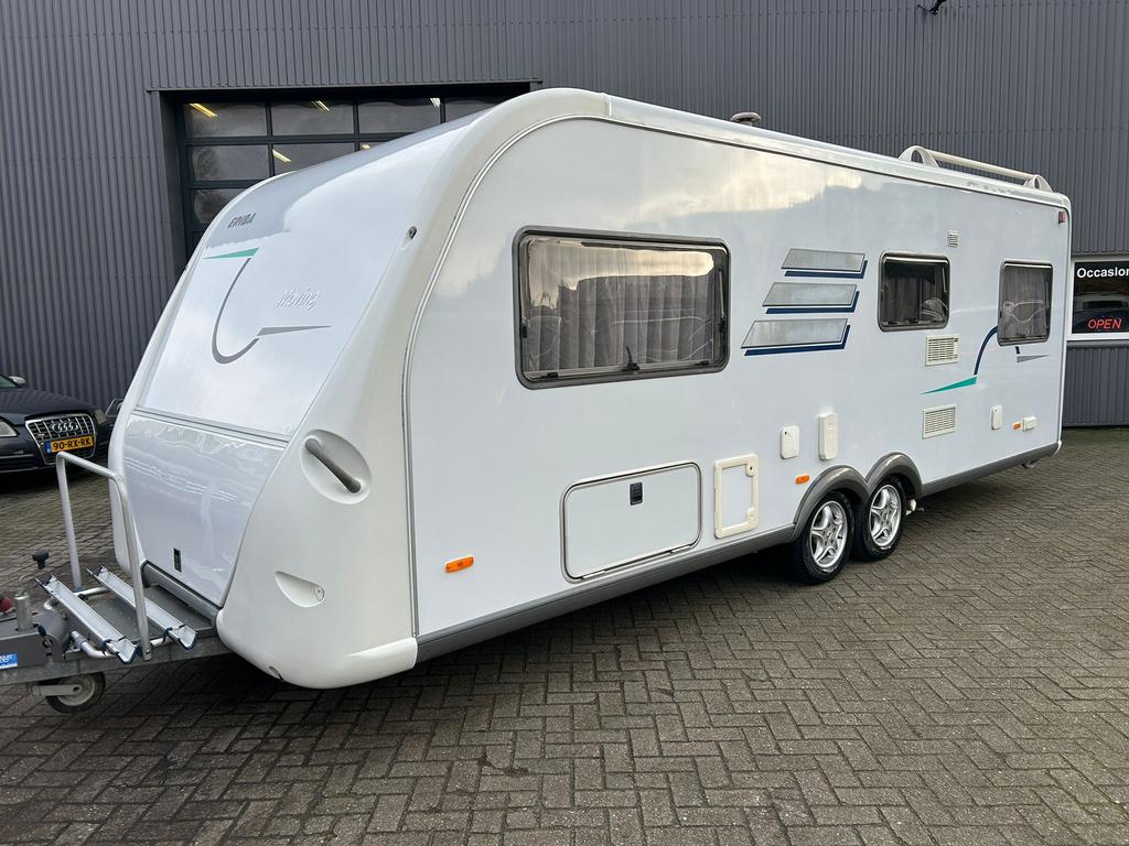 Eriba 620 Moving Airco Luifel Mover Fietsdr.zeer mooi!!, Rondzit, Bedrijf, 6 tot 7 meter, 2 aparte bedden