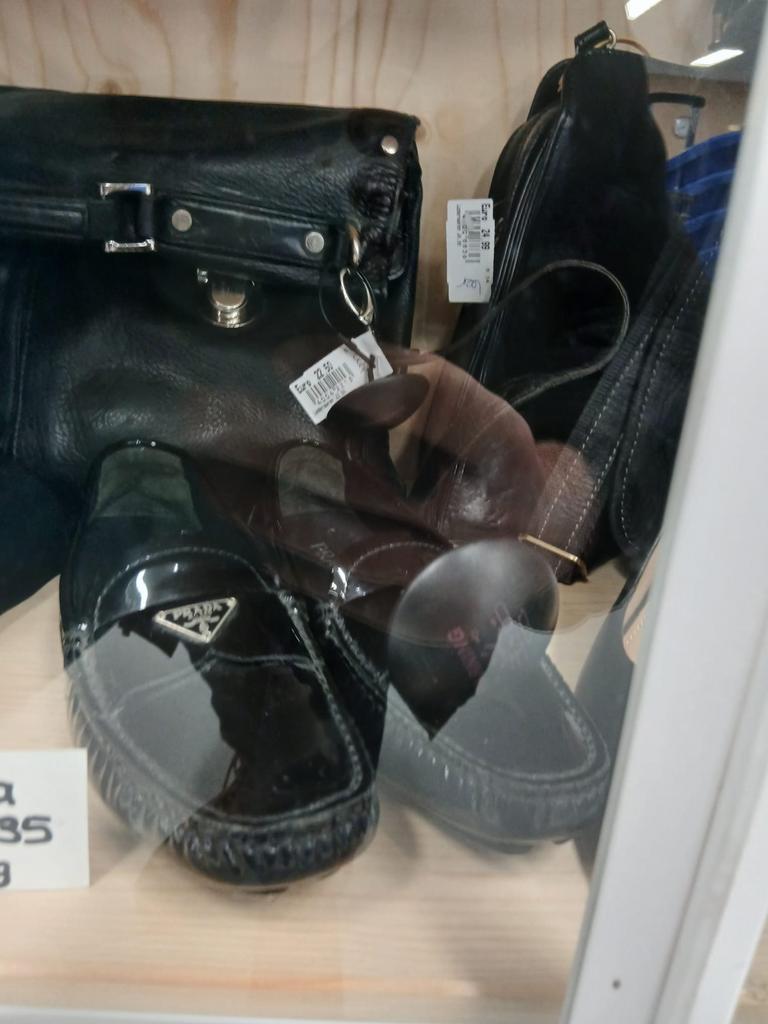 Prada maat 35 180 euro, Ophalen of Verzenden, Nieuw, Zwart