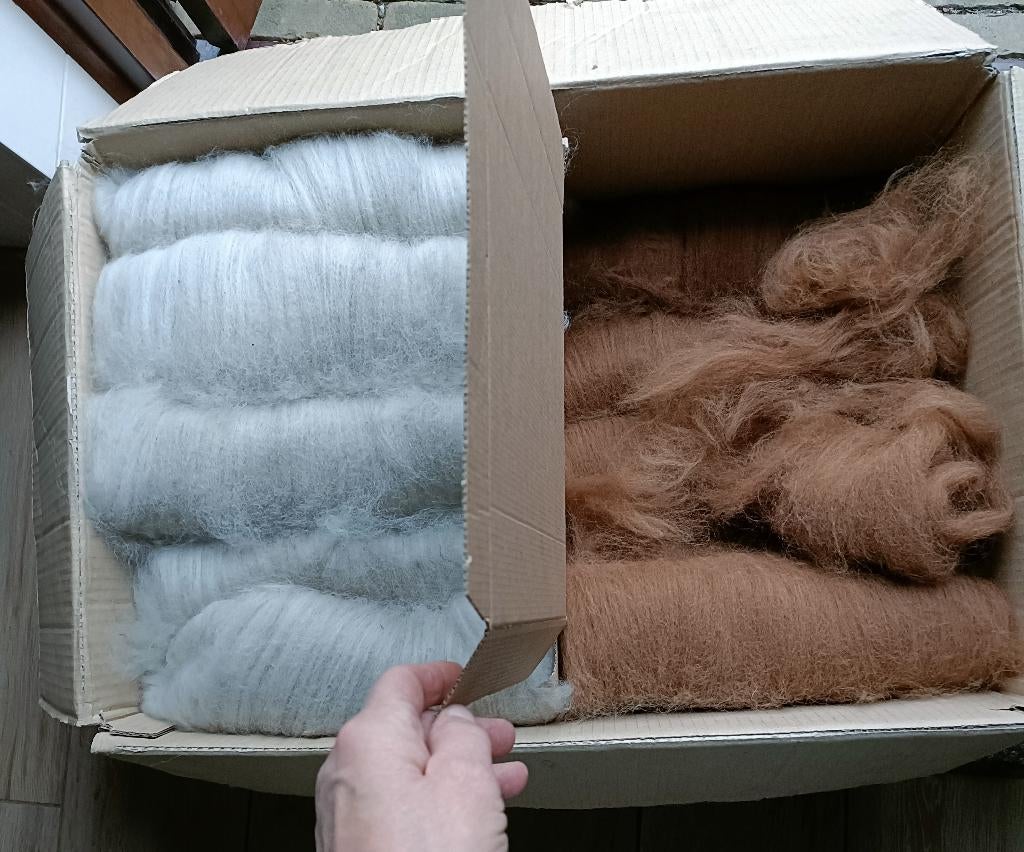 Gekaarde ALPACA wol spinnen vilten wandelwol 10 gram €0,75, Ophalen of Verzenden, Nieuw, Overige typen