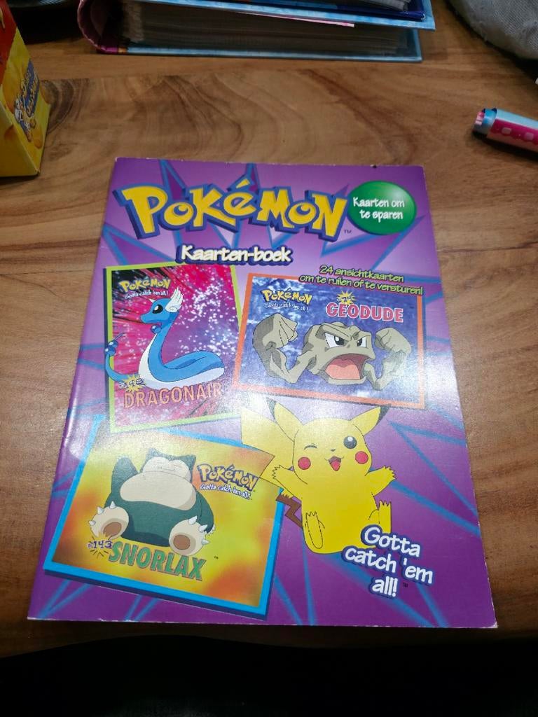 Pokemon Ansichtkaarten Verzameling Boek - ISBN 9041208429, Ophalen of Verzenden, Gebruikt, Boek of Catalogus