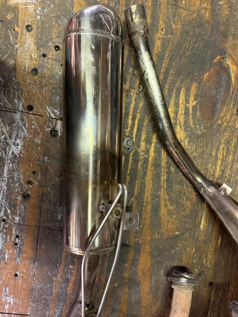 Derbi drd pro originele uitlaat, Derbi, DERBI, Derbi, Uitlaat