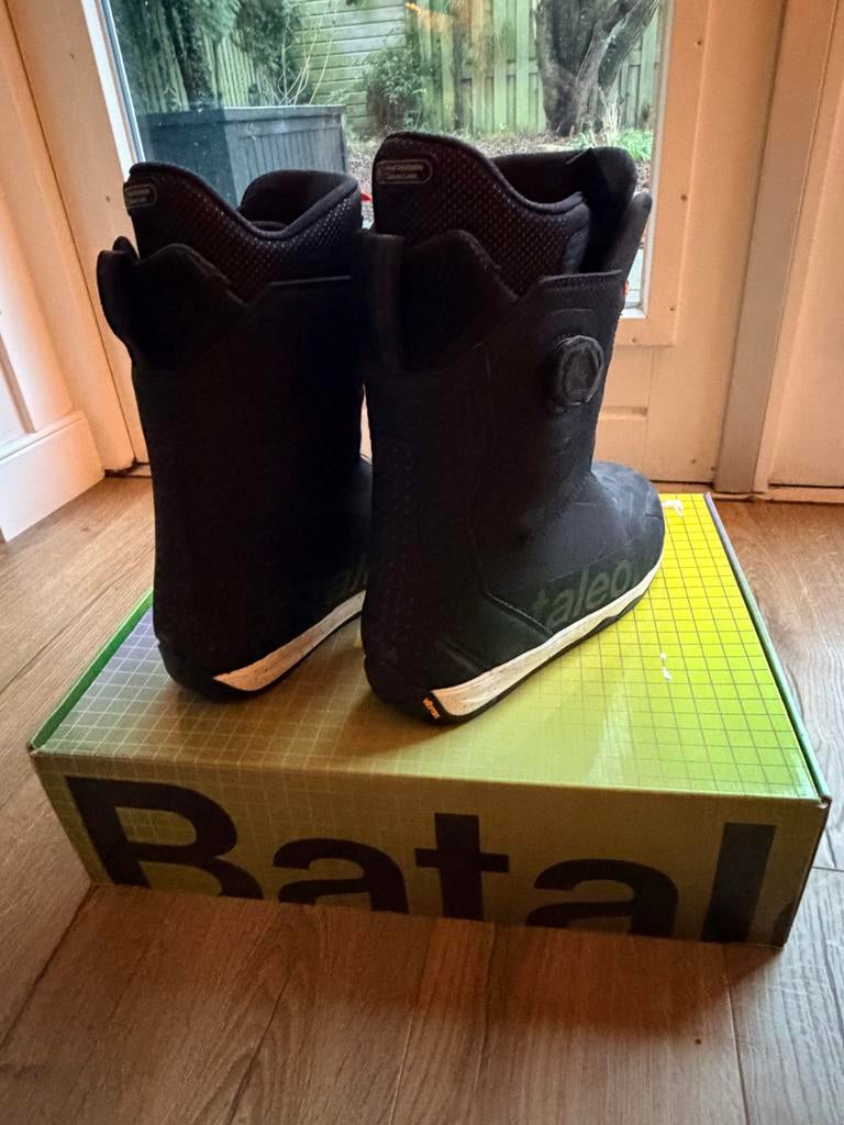 Bataleon Snowboardschoeen maat 43, van 499,95 voor 210, Ophalen of Verzenden, Zo goed als nieuw, Schoenen