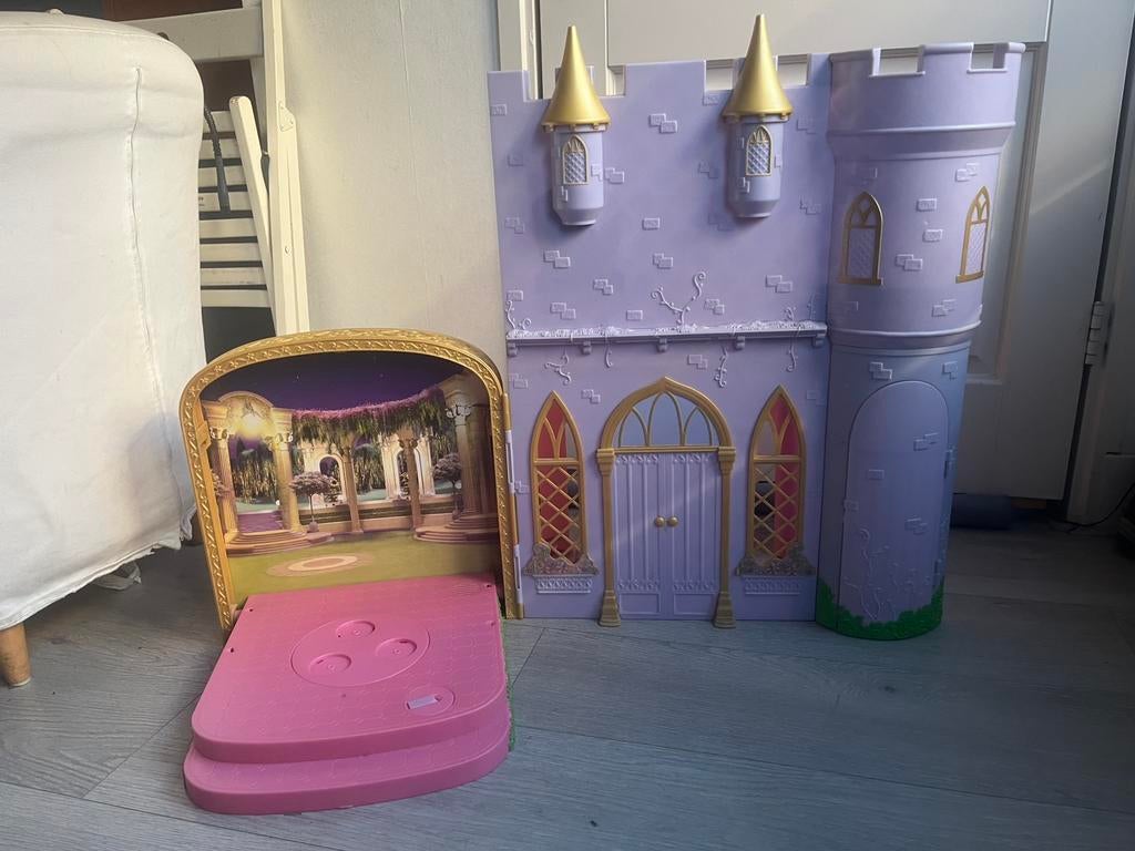 Poppenkasteel barbie, Kinderen en Baby's, Speelgoed | Poppenhuizen, Ophalen of Verzenden, Gebruikt, Poppenhuis