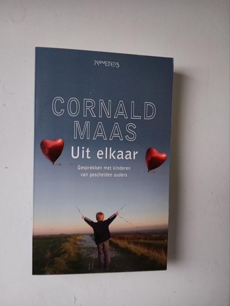 Cornald Maas - Uit elkaar, Ophalen of Verzenden, Zo goed als nieuw, Cornald Maas