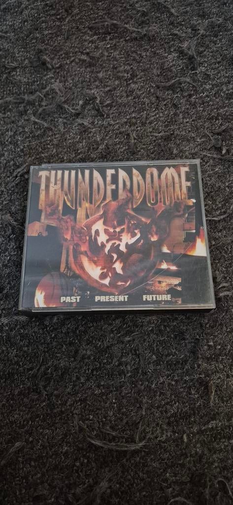 Thunderdome past present future ***, Ophalen of Verzenden, Zo goed als nieuw, Dance Populair