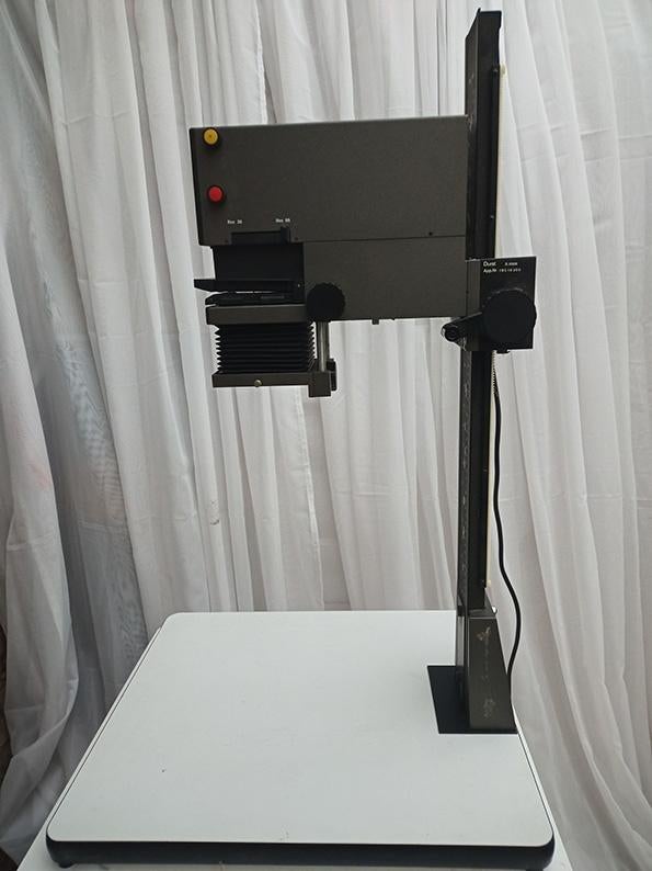 Durst M605 Kleur / ZW vergroter, Ophalen, Gebruikt, Complete dokaset, Draagbaar