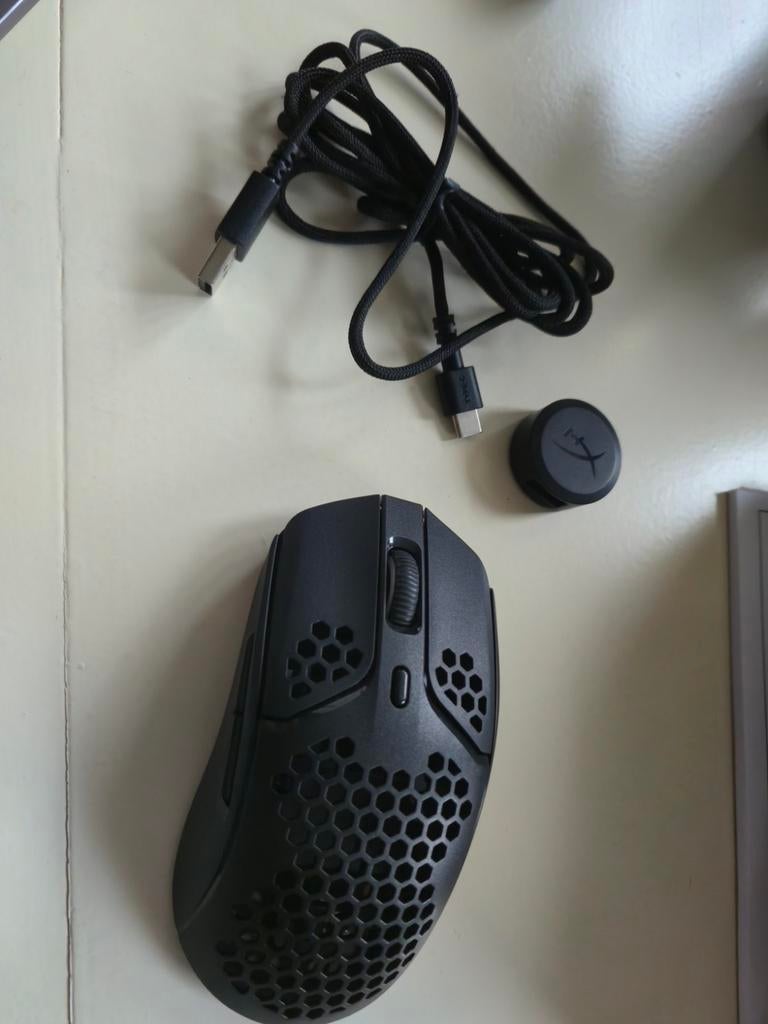 HyperX Pulsefire Haste Wireless, Gaming muis, Rechtshandig, Refurbished, Ophalen of Verzenden