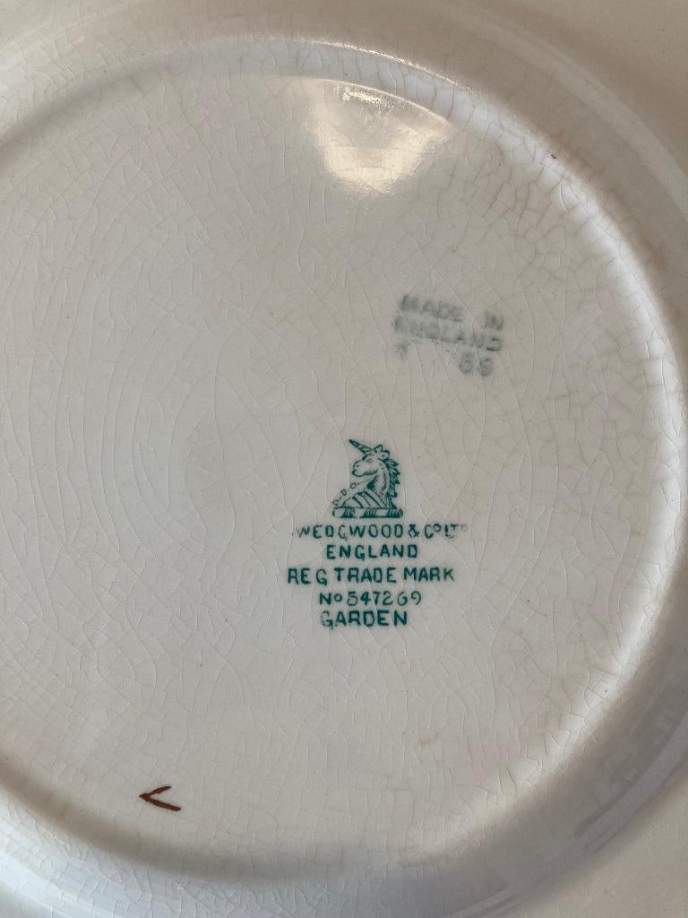 Wedgwood dinerborden, Ophalen