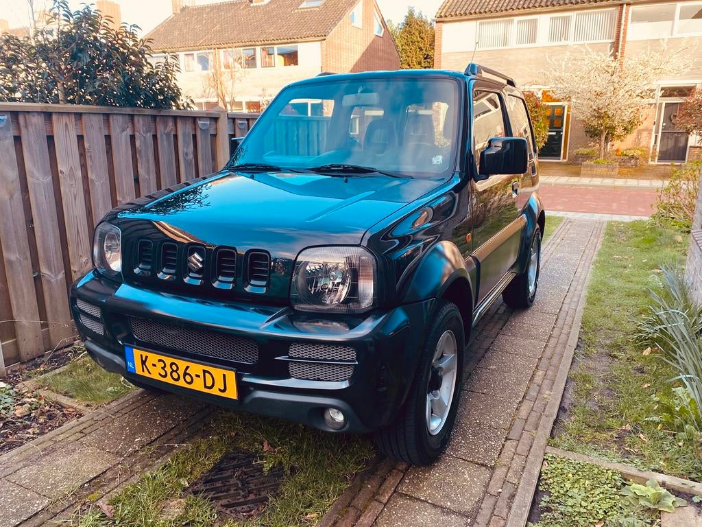 SUZUKI JIMNY 1.3 Exclusive 2010 lage km!, Auto's, Stof, Zwart, Elektrische ramen, Handgeschakeld