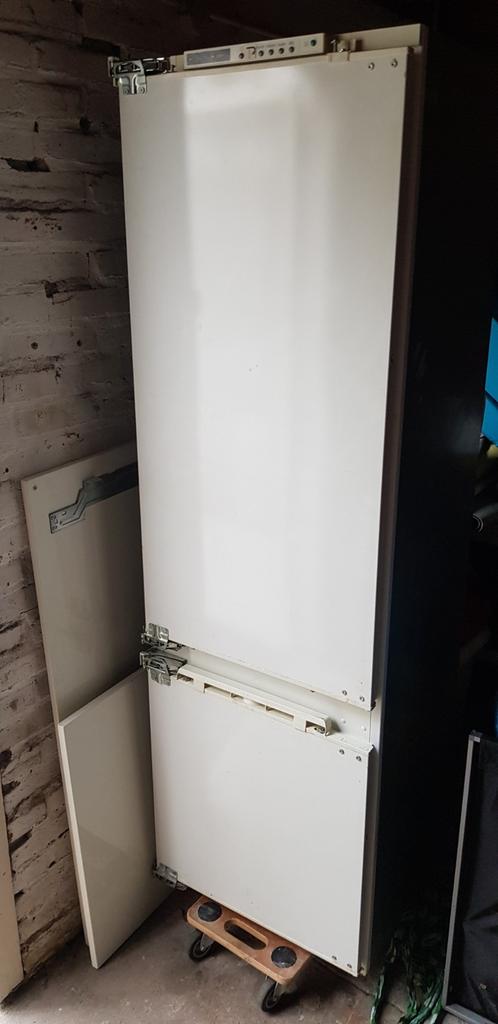 Bosch Koelvries- combinatie, Ophalen, Gebruikt, 200 liter of meer, Met aparte vriezer