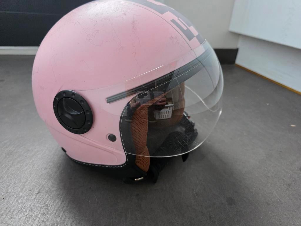 Roze scooterhelm, Fietsen en Brommers, Brommerhelmen, Ophalen of Verzenden, Gebruikt, Small