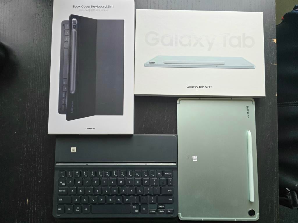 Samsung Galaxy Tab S9 FE 128GB + Keyboard Cover - Like New, Ophalen of Verzenden, Zo goed als nieuw, 11 inch