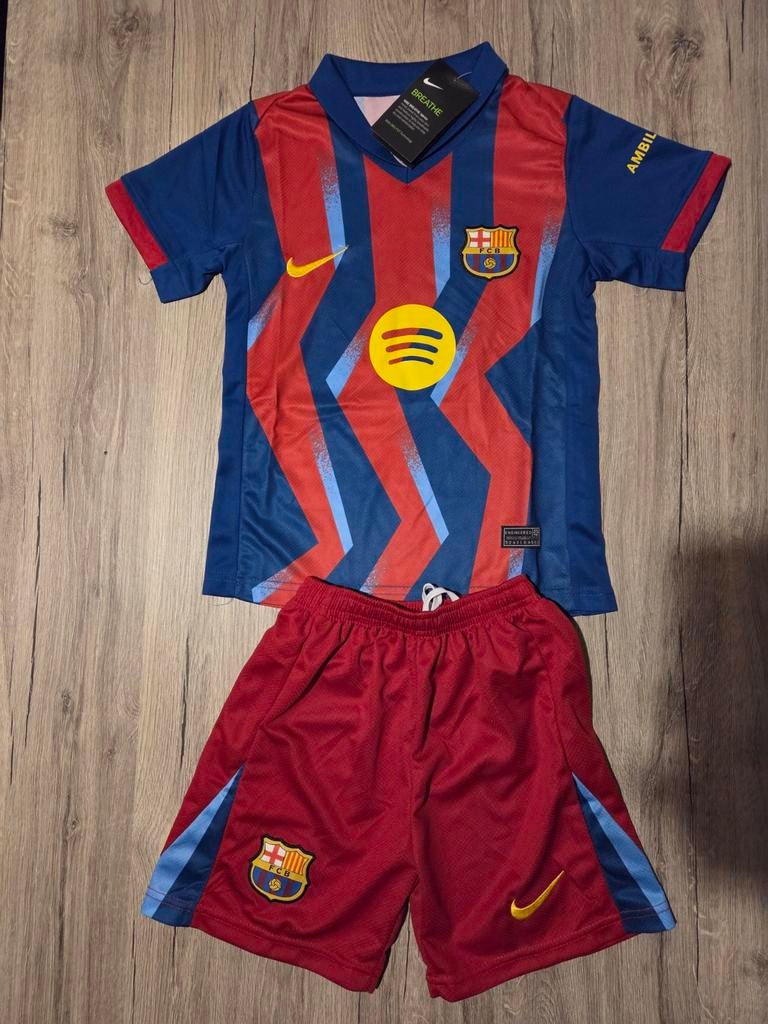 Fc Barcalona tenue Copa Del Rey maat 122-128, Maat XS of kleiner, Ophalen of Verzenden, Nieuw, Set