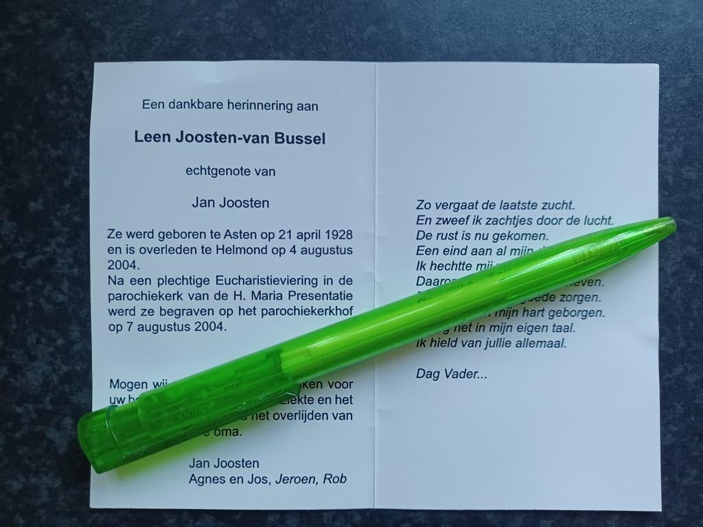 Bidprentje Asten Helmond Leen Joosten van Bussel 1928 2004, Ophalen, Bidprentje