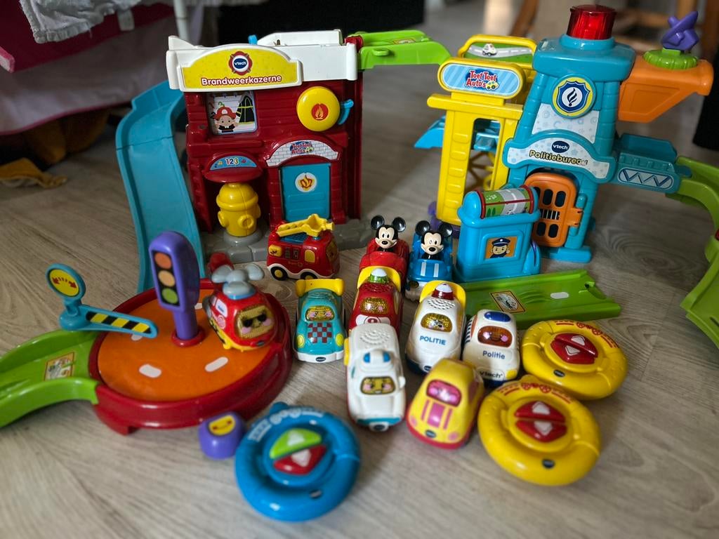 Toet toet brandweer+politie, Ophalen of Verzenden, Zo goed als nieuw, 2 tot 4 jaar